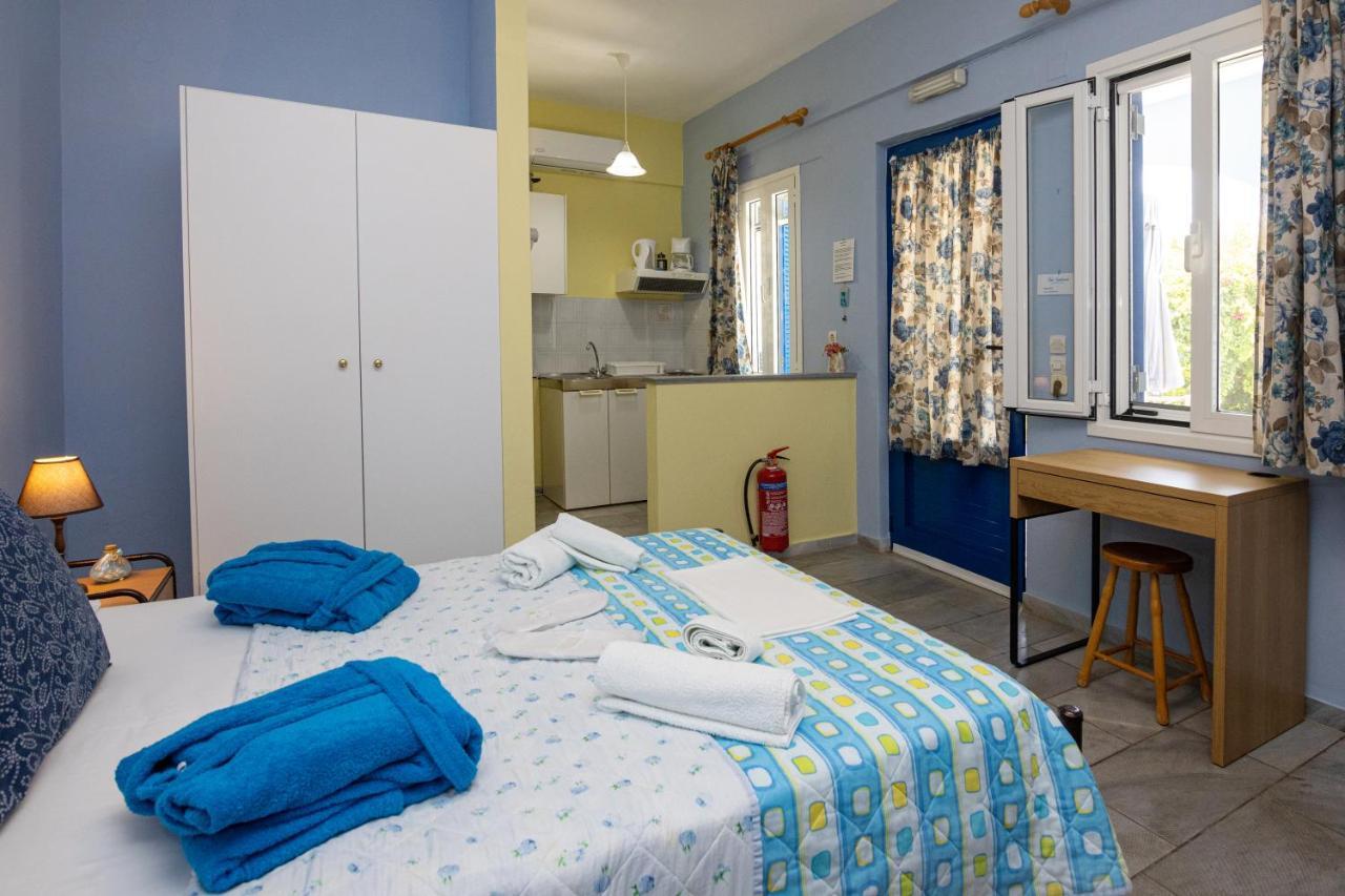 Irini Studios In Tinos Agios Loannis Exterior foto