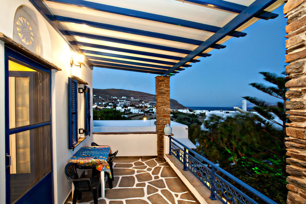 Irini Studios In Tinos Agios Loannis Exterior foto