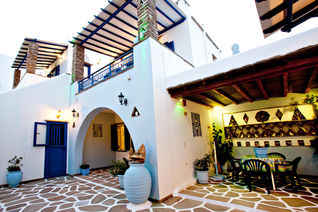 Irini Studios In Tinos Agios Loannis Exterior foto